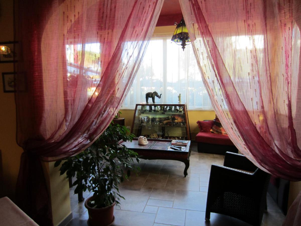 Hotel Ellymar Vada Εξωτερικό φωτογραφία
