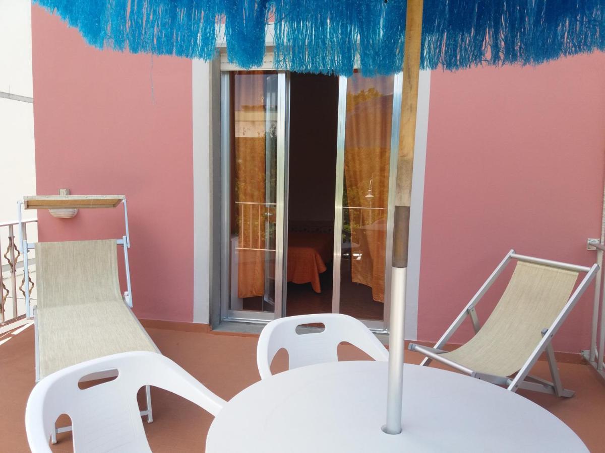 Hotel Ellymar Vada Εξωτερικό φωτογραφία