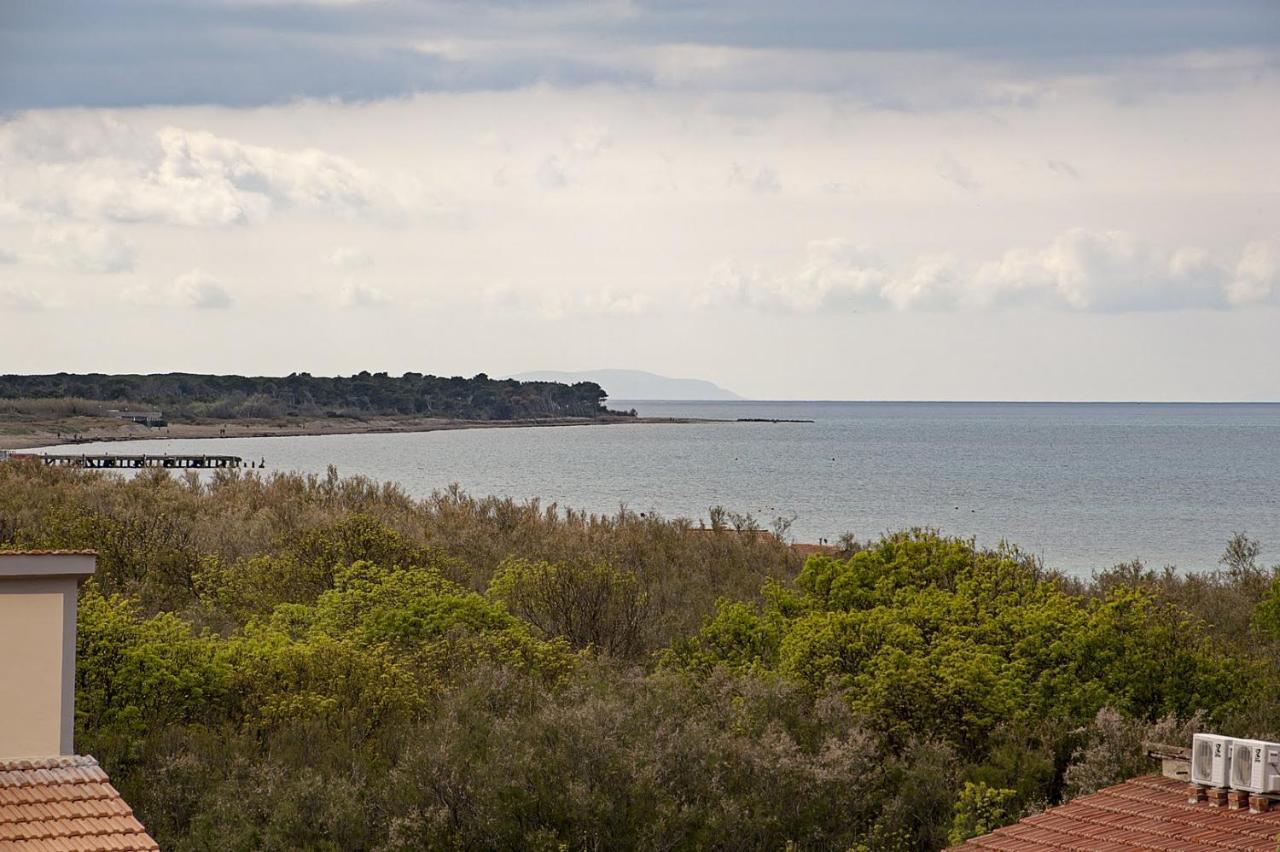 Hotel Ellymar Vada Εξωτερικό φωτογραφία